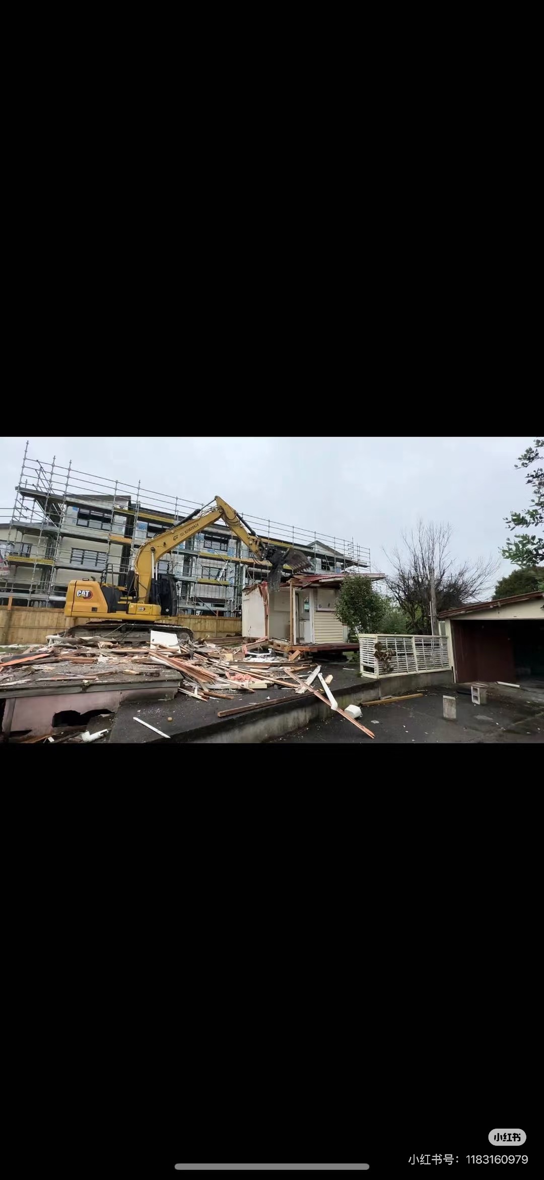 Excavator demolition